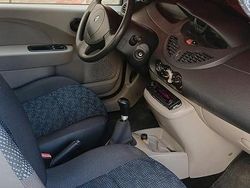 Usata 2014 Renault Twingo Due volumi | 2500 €