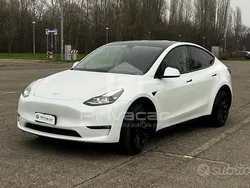 Bianco Usata 2023 Tesla Model Y Long Range SUV | 39.500 € (Buon prezzo)