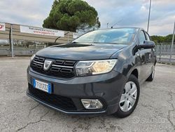 Grigio Usata 2019 Dacia Sandero Comfort Tre volumi | 9900 € (Cara)