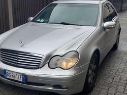 Argento Usata 2001 Mercedes C270 Elegance Tre volumi | 2500 €