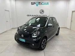 Nero Usata 2016 Smart ForFour Passion Tre volumi | 8950 € (Buon prezzo)