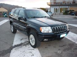 Nero Usata 2002 Jeep Cherokee SUV | 5550 €