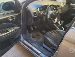 Grigio Usata 2013 Lancia Delta Due volumi | 4500 € (Buon prezzo)