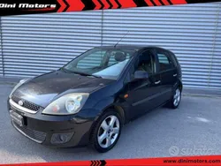 Nero Usata 2006 Ford Fiesta Titanium Due volumi | 1500 € (Buon prezzo)