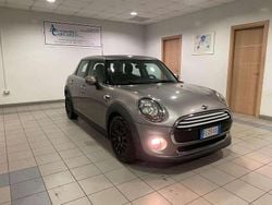 Grigio scuro metallizzato Usata 2017 Mini Cooper D Due volumi | 11.500 € (Buon prezzo)