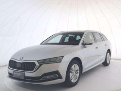 Argento Usata 2024 Skoda Octavia Executive Station wagon | 24.900 € (Ottimo prezzo)