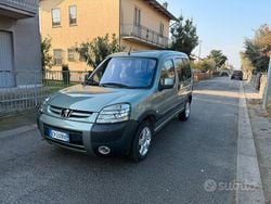 Verde Usata 2004 Peugeot Partner Monovolume | 2100 € (Buon prezzo)