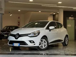 Usata 2017 Renault Clio IV Zen Tre volumi | 7990 € (Ottimo prezzo)