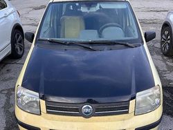 Giallo Usata 2006 Fiat Panda Due volumi | 1900 €