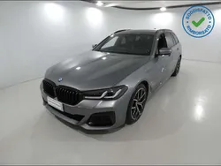 Skyscraper grey metallic Usata 2023 BMW 520 Comfort Edition Station wagon | 46.500 € (Super prezzo)
