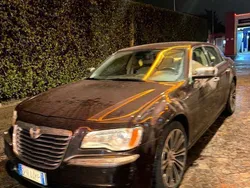 Marrone Usata 2011 Lancia Thema Platinum Tre volumi | 11.500 € (Buon prezzo)
