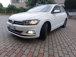 Bianco Usata 2018 VW Polo Comfortline Tre volumi | 9600 € (Buon prezzo)