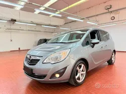 Argento Usata 2012 Opel Meriva Cosmo Monovolume | 3500 € (Super prezzo)