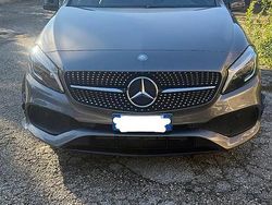 Grigio Usata 2015 Mercedes A200 Tre volumi | 17.000 € (Buon prezzo)