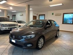 Marrone Usata 2016 Fiat Tipo Opening Edition Tre volumi | 7450 € (Buon prezzo)
