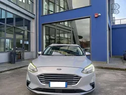 Grigio Usata 2020 Ford Focus Business Edition Station wagon | 12.800 € (Buon prezzo)