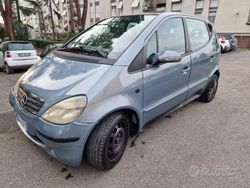 Usata 2004 Mercedes A170 Due volumi | 900 €