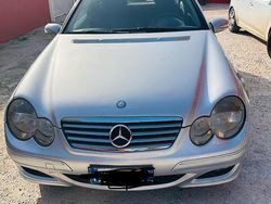 Usata 2005 Mercedes C220 Coupé | 3500 €