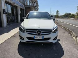 Bianco Usata 2016 Mercedes B180 Monovolume | 13.200 € (Buon prezzo)