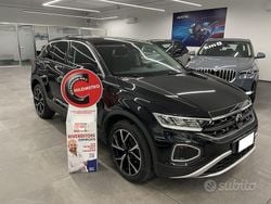 Nero Usata 2022 VW T-Roc Life SUV | 19.500 € (Buon prezzo)