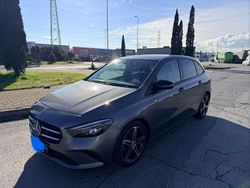 Grigio Usata 2022 Mercedes B180 Monovolume | 26.500 € (Buon prezzo)