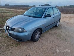 Grigio Usata 2004 Seat Ibiza Tre volumi | 1300 € (Cara)