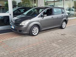 Grigio Usata 2005 Toyota Corolla Verso Monovolume | 3750 € (Molto cara)