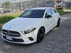 Usata 2018 Mercedes A180 Tre volumi | 18.500 € (Buon prezzo)