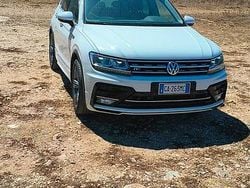 Bianco Usata 2020 VW Tiguan R-line SUV | 25.000 € (Buon prezzo)