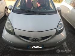 Grigio Usata 2006 Toyota Aygo Due volumi | 2400 € (Buon prezzo)