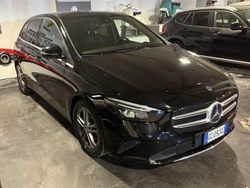 Usata 2020 Mercedes B180 Business Monovolume | 21.000 € (Buon prezzo)