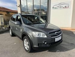 Grigio Usata 2010 Chevrolet Captiva SUV | 5200 € (Ottimo prezzo)