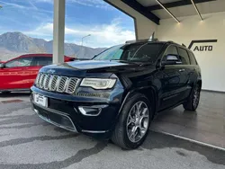 Diamond black metalli Usata 2019 Jeep Grand Cherokee Overland SUV | 25.900 € (Buon prezzo)