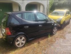 Nero Usata 2000 Mercedes A190 AMG Monovolume | 1500 €