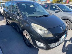 Nero Usata 2011 Renault Scénic III Dynamique Monovolume | 4500 € (Buon prezzo)