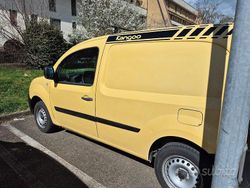 Giallo Usata 2011 Renault Kangoo Monovolume | 4100 € (Buon prezzo)