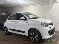 Bianco Usata 2015 Renault Twingo Life Due volumi | 5900 € (Ottimo prezzo)