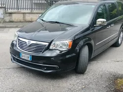 Usata 2014 Lancia Voyager Platinum Monovolume | 12.000 € (Buon prezzo)