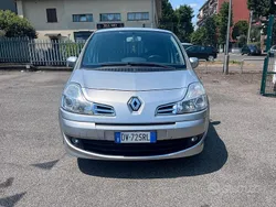 Usata 2009 Renault Modus Dynamique Monovolume | 3900 € (Buon prezzo)