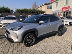 Argento Usata 2025 Toyota Yaris Cross Trend SUV | 25.999 € (Cara)