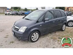 Blu/azzurro(met.) Usata 2007 Opel Meriva Enjoy Monovolume | 2500 € (Cara)