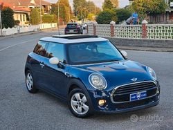 Blu/azzurro Usata 2017 Mini Cooper Hype Due volumi | 11.999 € (Buon prezzo)