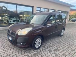 Rosso Usata 2010 Fiat Doblò Dynamic Monovolume | 3900 € (Buon prezzo)