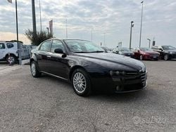 Nero Usata 2007 Alfa Romeo 159 Distinctive Tre volumi | 2900 € (Buon prezzo)