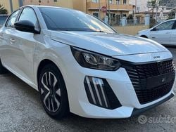 Bianco Usata 2024 Peugeot 208 Active Due volumi | 16.000 € (Buon prezzo)