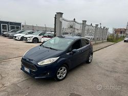 Blu Usata 2016 Ford Fiesta Titanium Tre volumi | 5990 € (Buon prezzo)