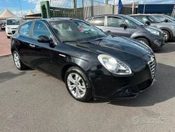 Nero Usata 2012 Alfa Romeo Giulietta Progression Due volumi | 3990 € (Ottimo prezzo)
