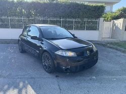 Nero Usata 2004 Renault Mégane II Tre volumi | 3999 € (Ottimo prezzo)