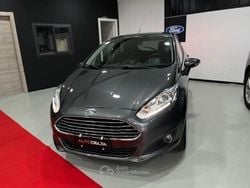 Grigio Usata 2017 Ford Fiesta ST-Line Tre volumi | 6400 € (Super prezzo)