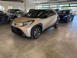 Beige Nuova 2025 Toyota Aygo X Trend SUV | 16.790 € (Buon prezzo)